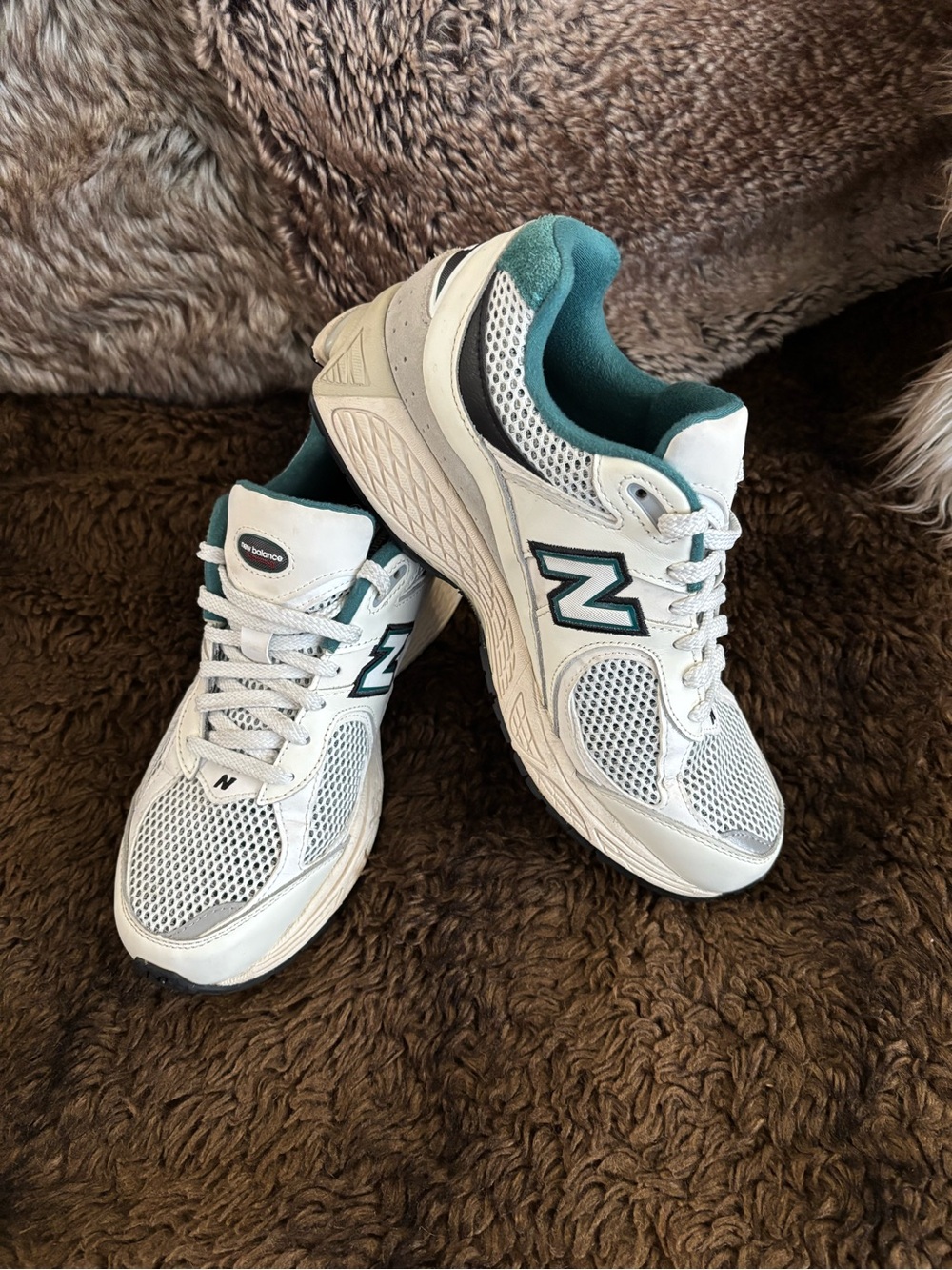 Rare Color! New Balance Men’s White and Teal 2002R Sneakers